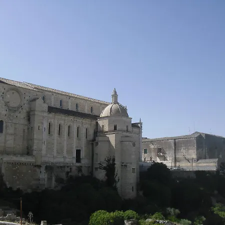Calderoni 24 Bed and Breakfast Γκραβίνα