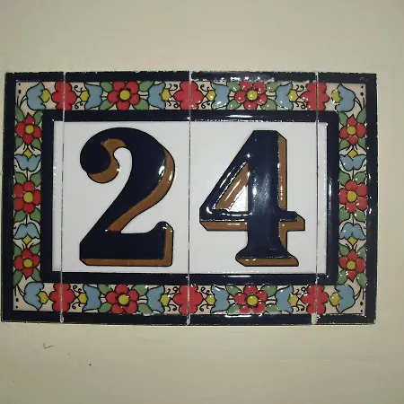 Calderoni 24 Bed and Breakfast