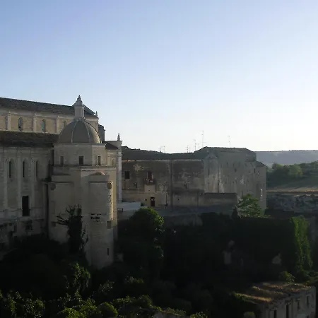 Bed and Breakfast Calderoni 24 *