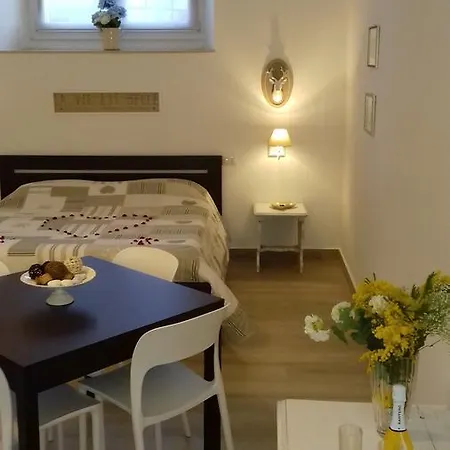 Bed and Breakfast Calderoni 24 Γκραβίνα
